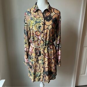 Julia button front tie waist tunic. Colorful design with gold accents, medium.